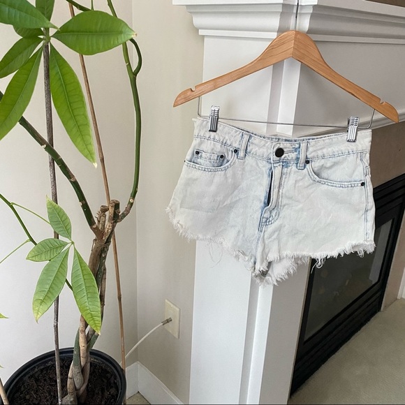 BDG Light Wash Blue Super High Rise Dolphin Cheeky Denim Shorts - Picture 3 of 9